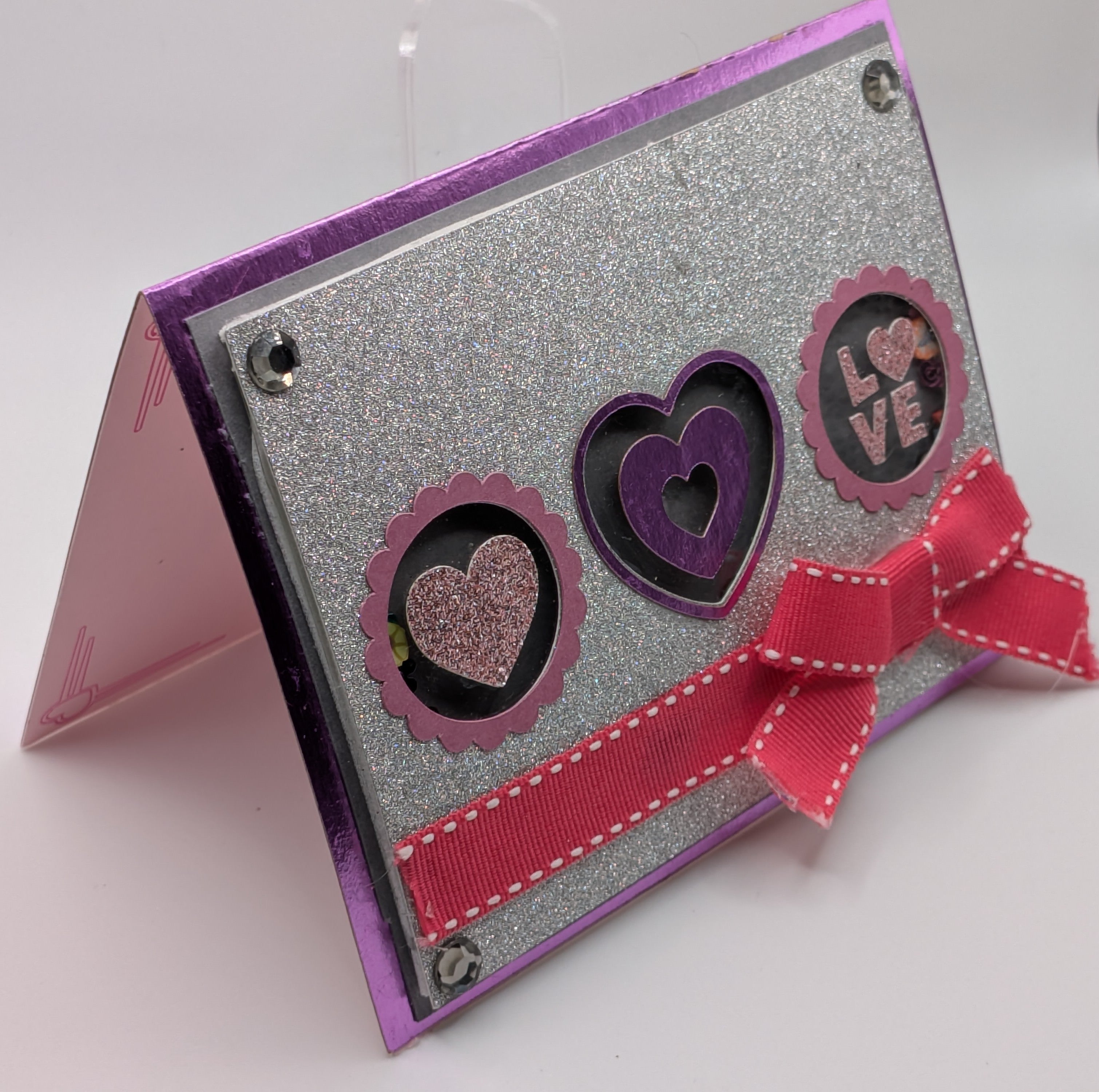 Valentine's Day Card - shaker card with glitter cardstock