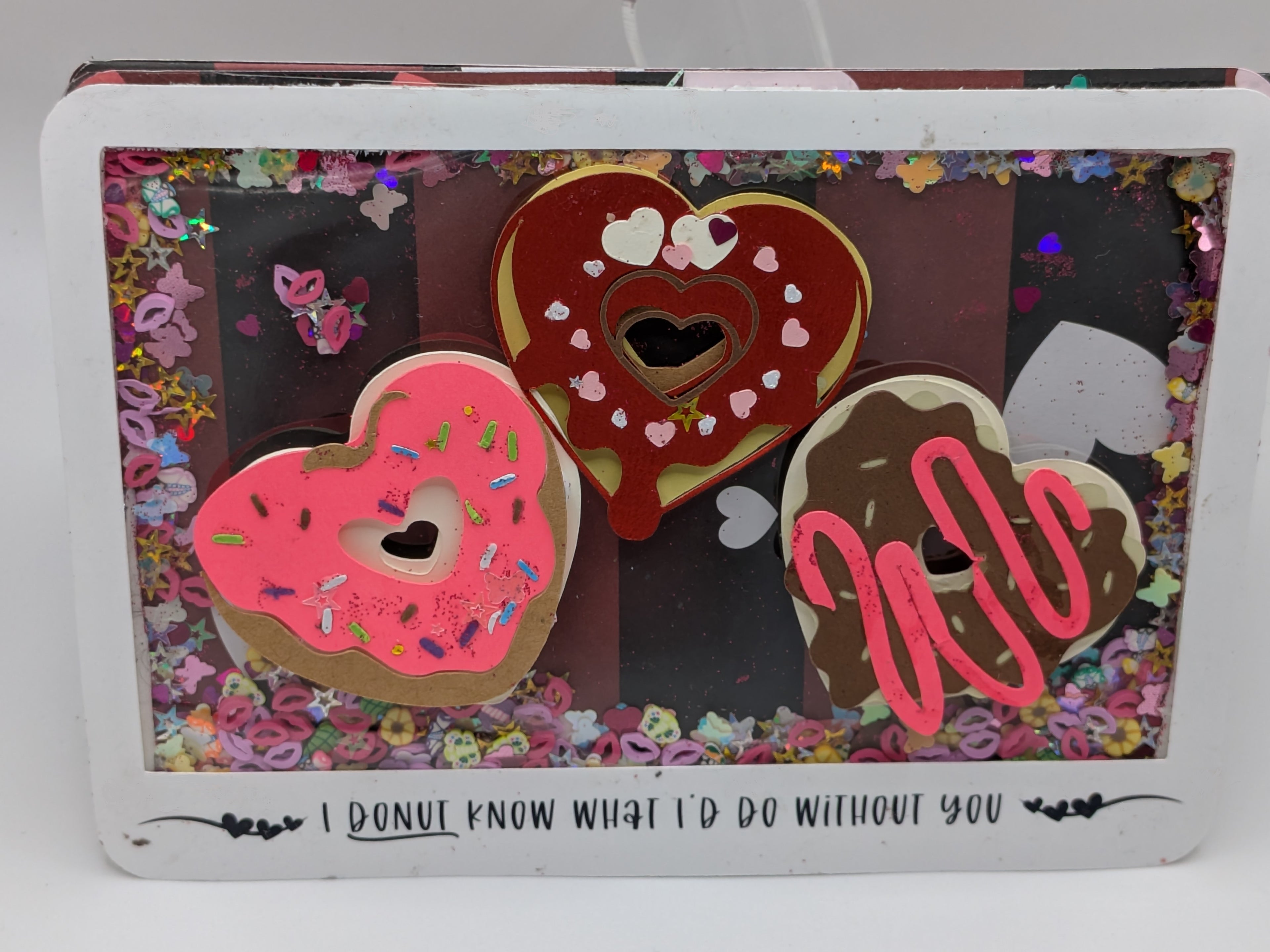 Valentine's Day Card - Donut shaker card