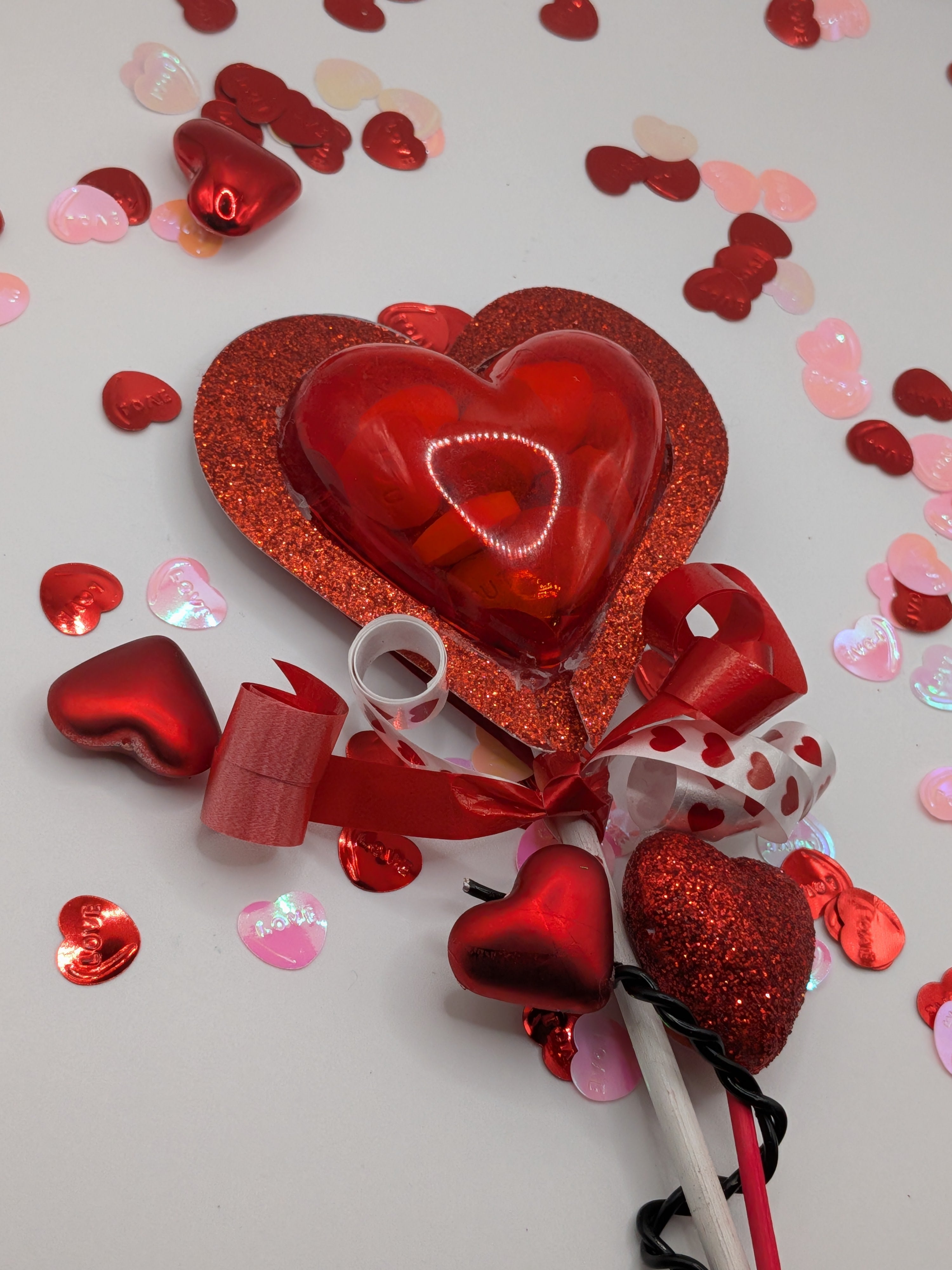 Valentine - Decorative heart bubble - Red Heart w/Candy